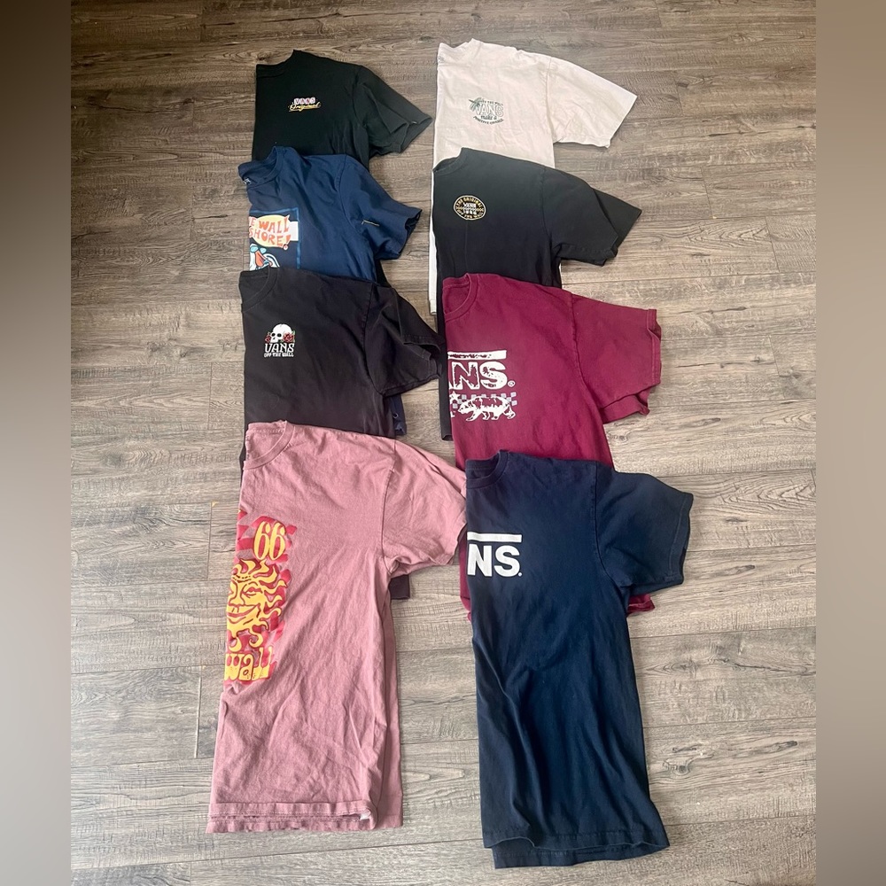 Vans men’s tshirts bundle of 8 size XXl